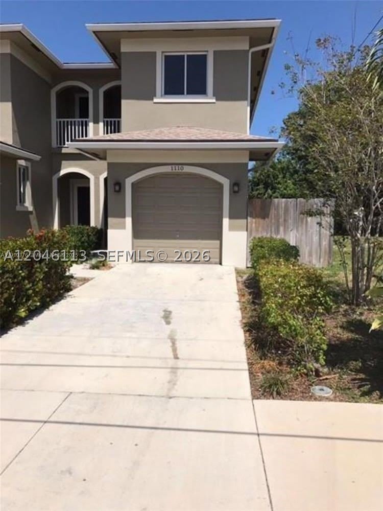 1110 NE 1st Ave – photo 2
