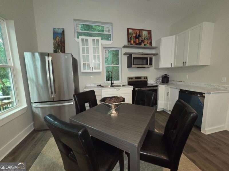 5634 Simpson Avenue – photo 3