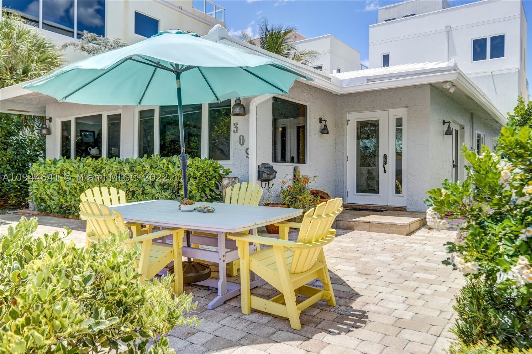 309 Oak St – photo 4