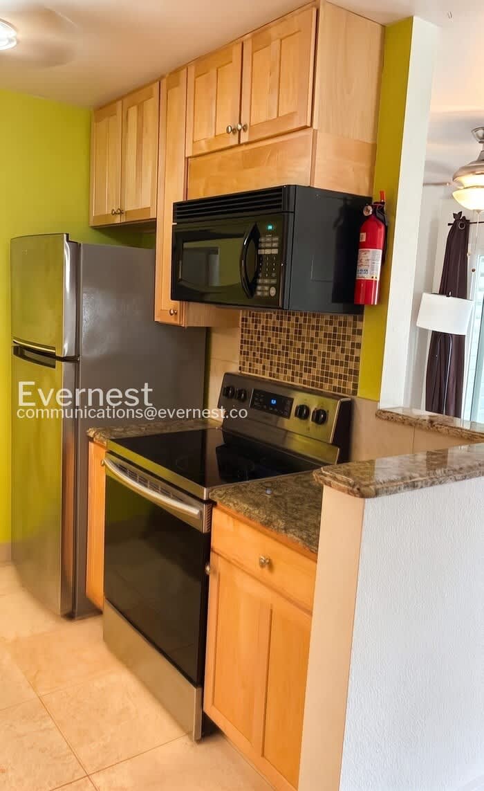 1855 Icarus Drive – photo 3
