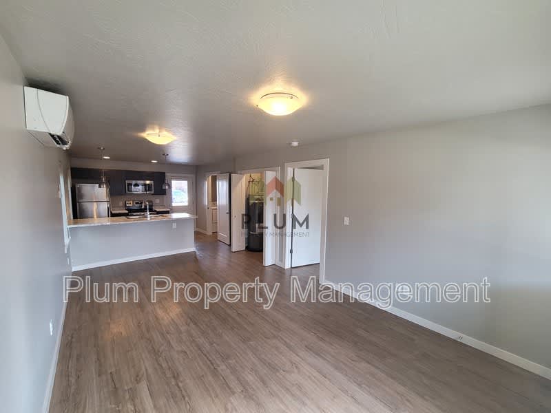2414 McDonald Ave. – photo 3