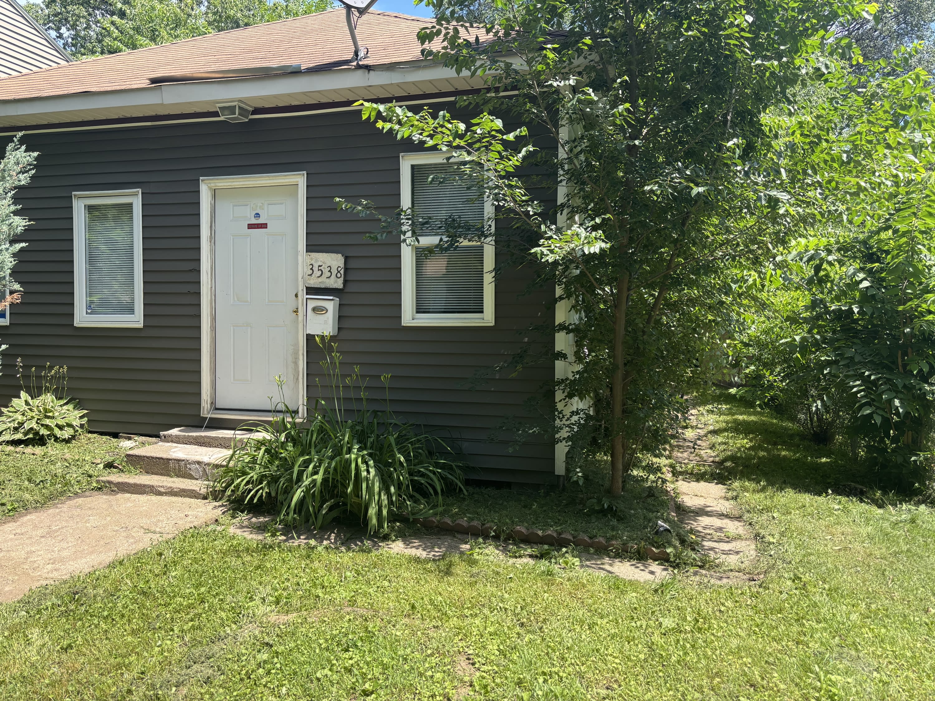 3538 4th St N – photo 2
