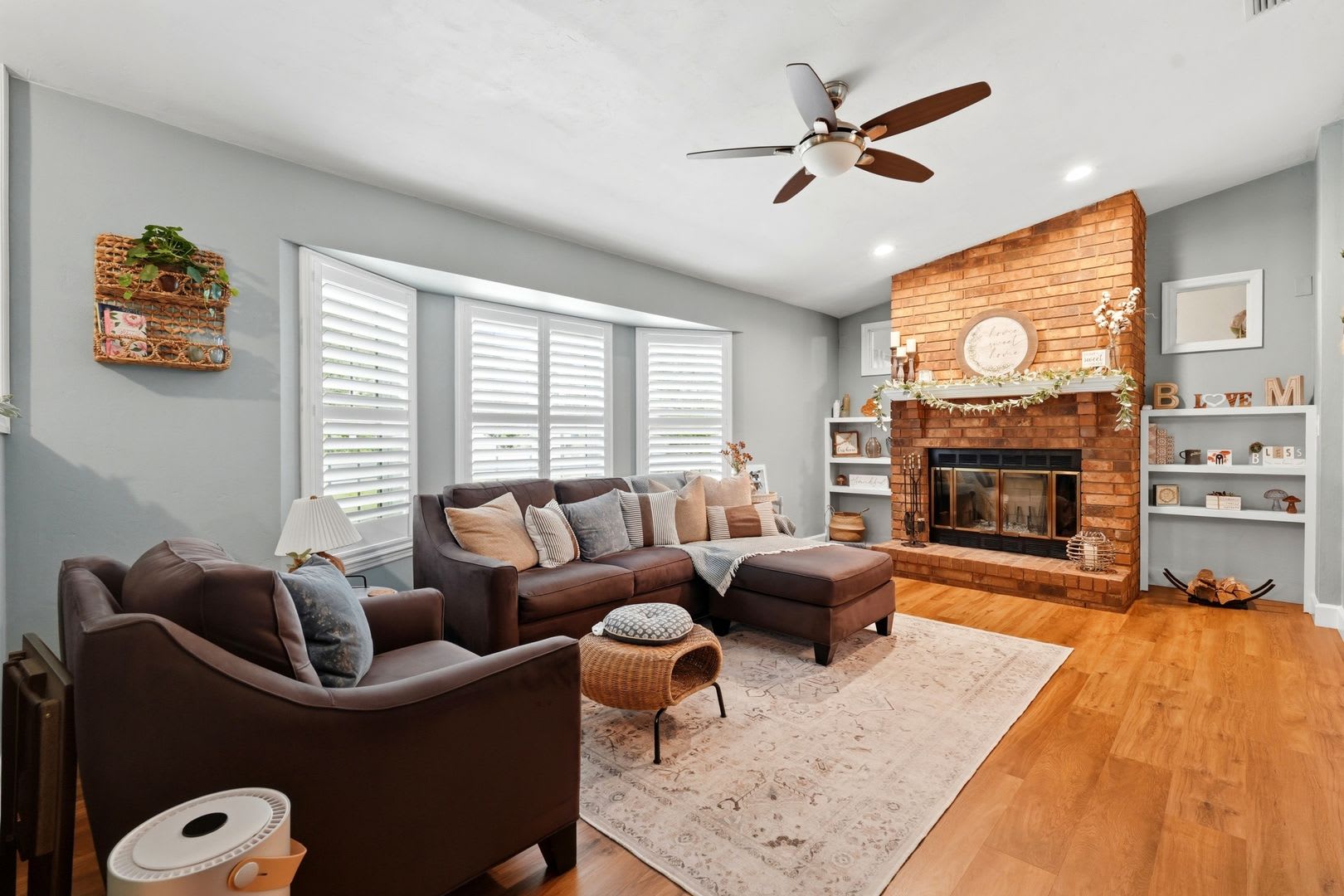 Upgrades Galore in NW Sunrise – photo 4