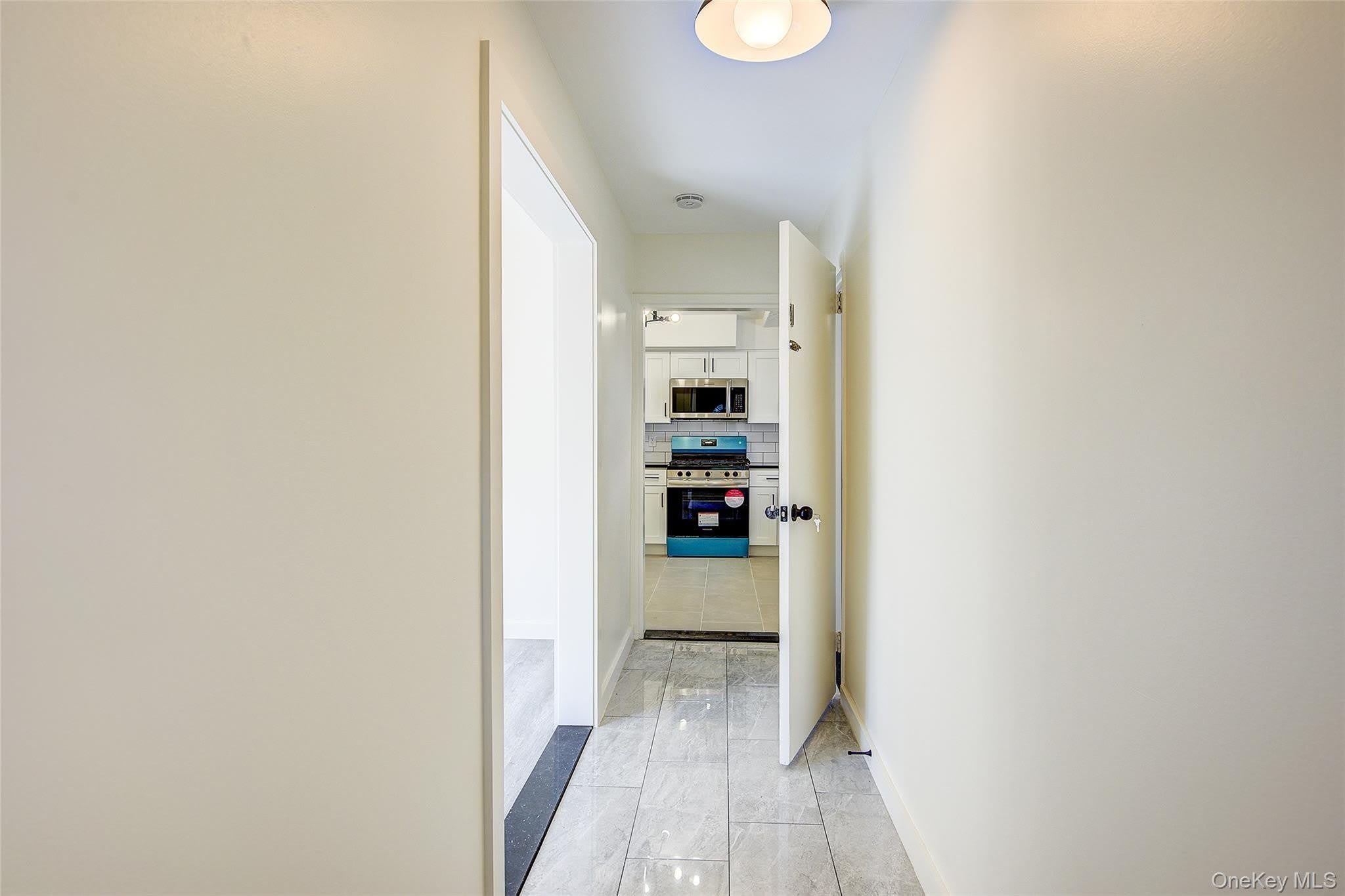 71-65 Douglaston Parkway – photo 4