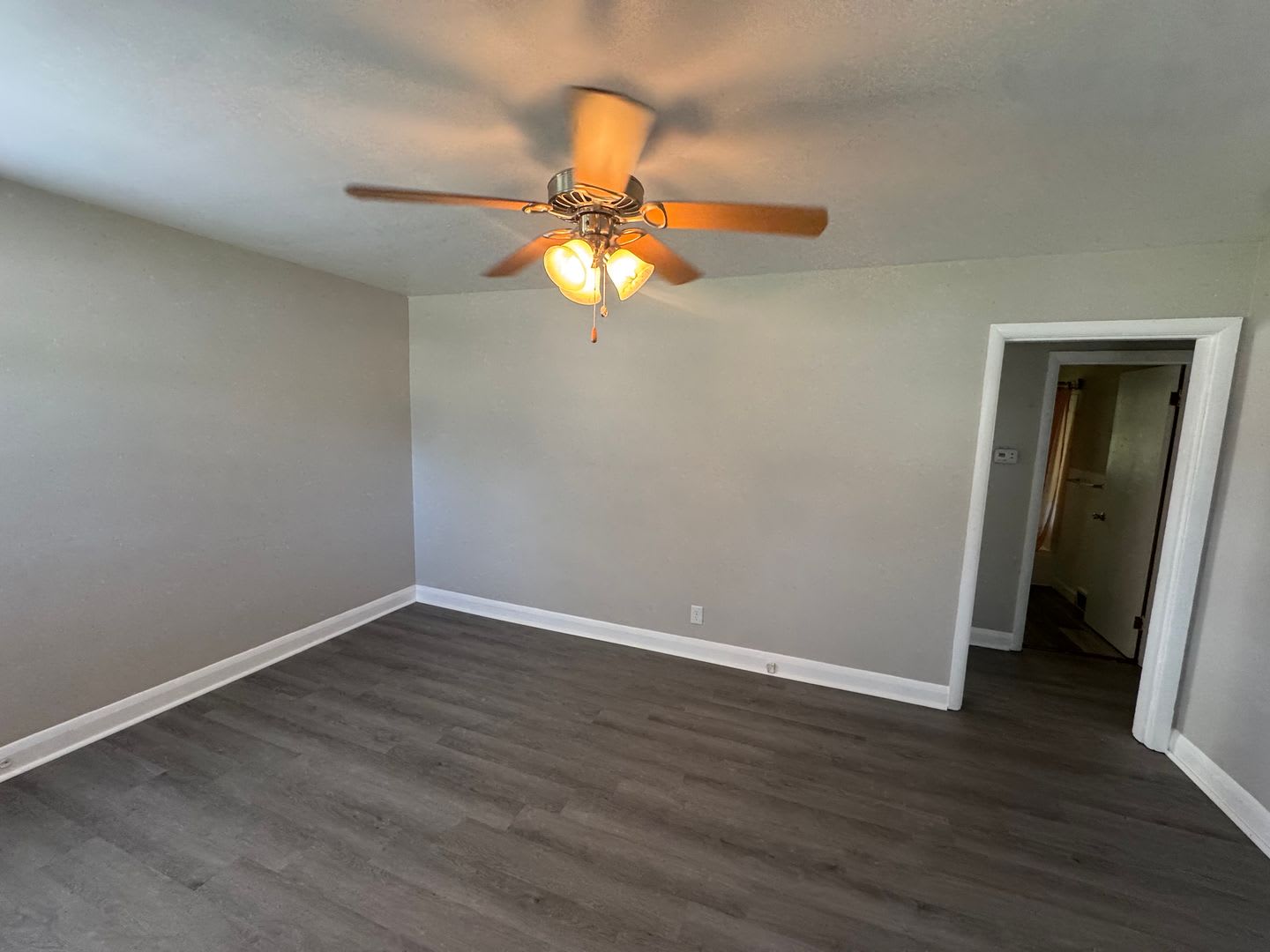 One Level Ranch with New Floors – photo 3