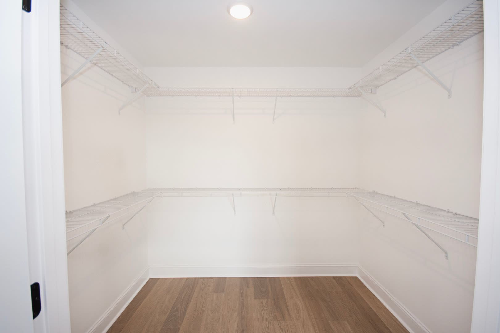 Modern Townhome for Rent! – photo 3