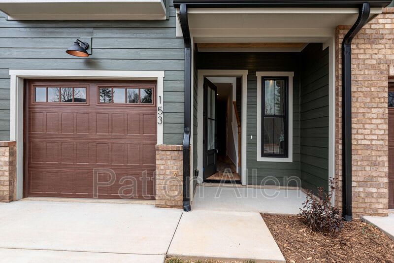 153 Collin Pl – photo 1