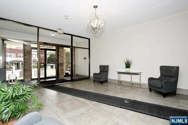 25 Jefferson Street – photo 2