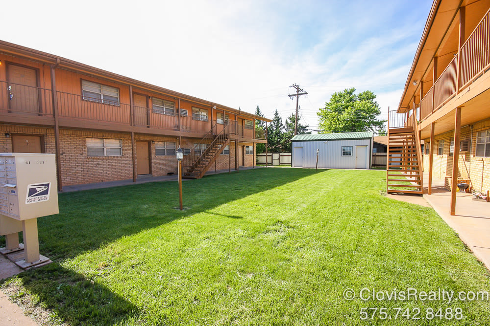 1928 W 21St St – photo 1