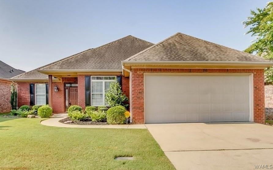 717 Greenbriar Drive – photo 1