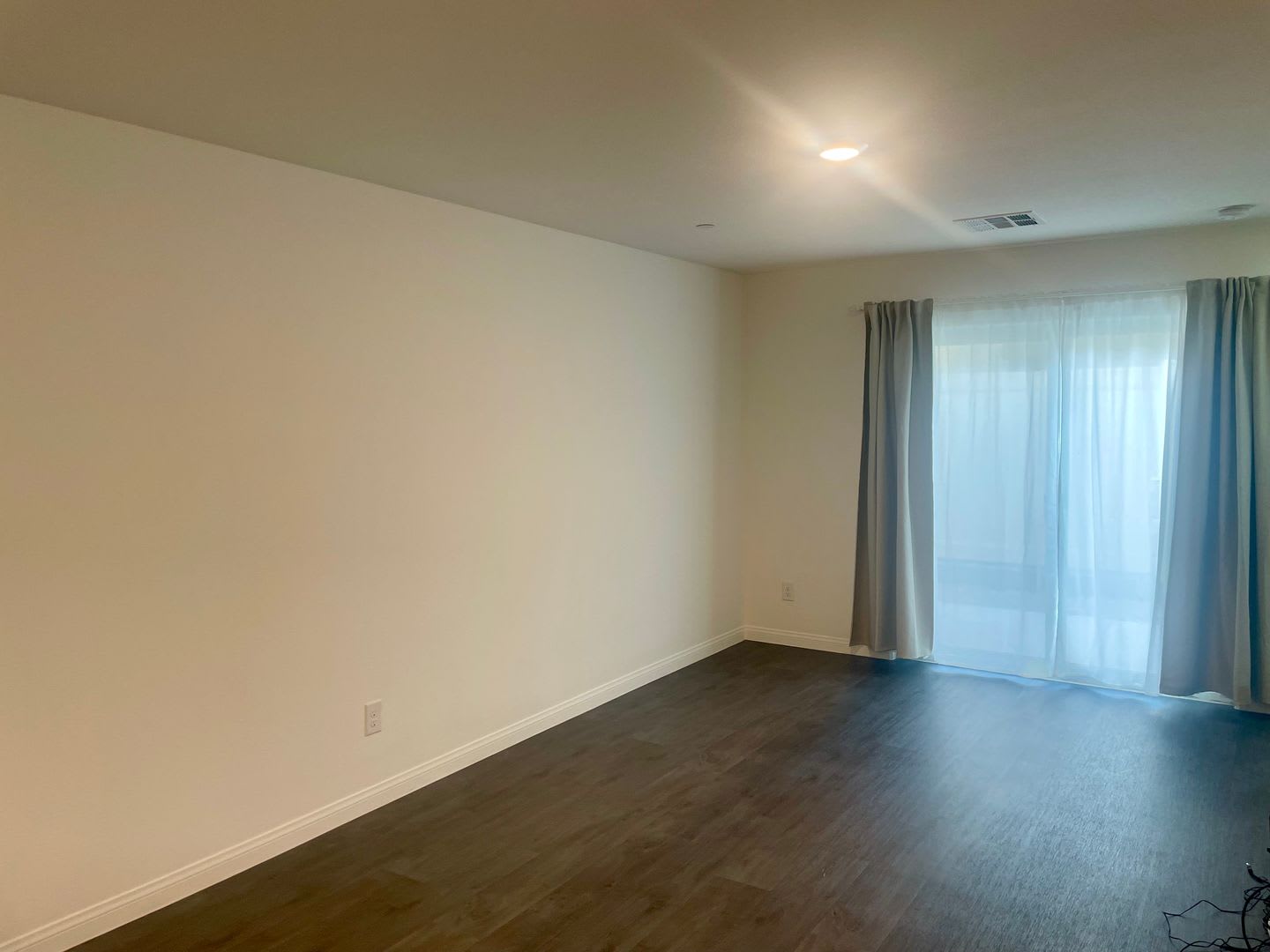 3 bed 2 bath 2 car garage Townhome "On the Strip" South Las Vegas Blvd – photo 5