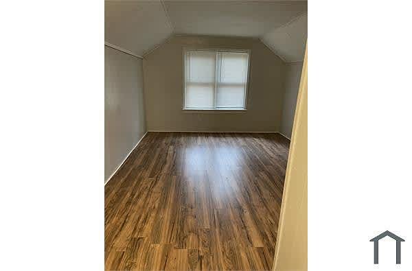 19220 Alcoy St – photo 5