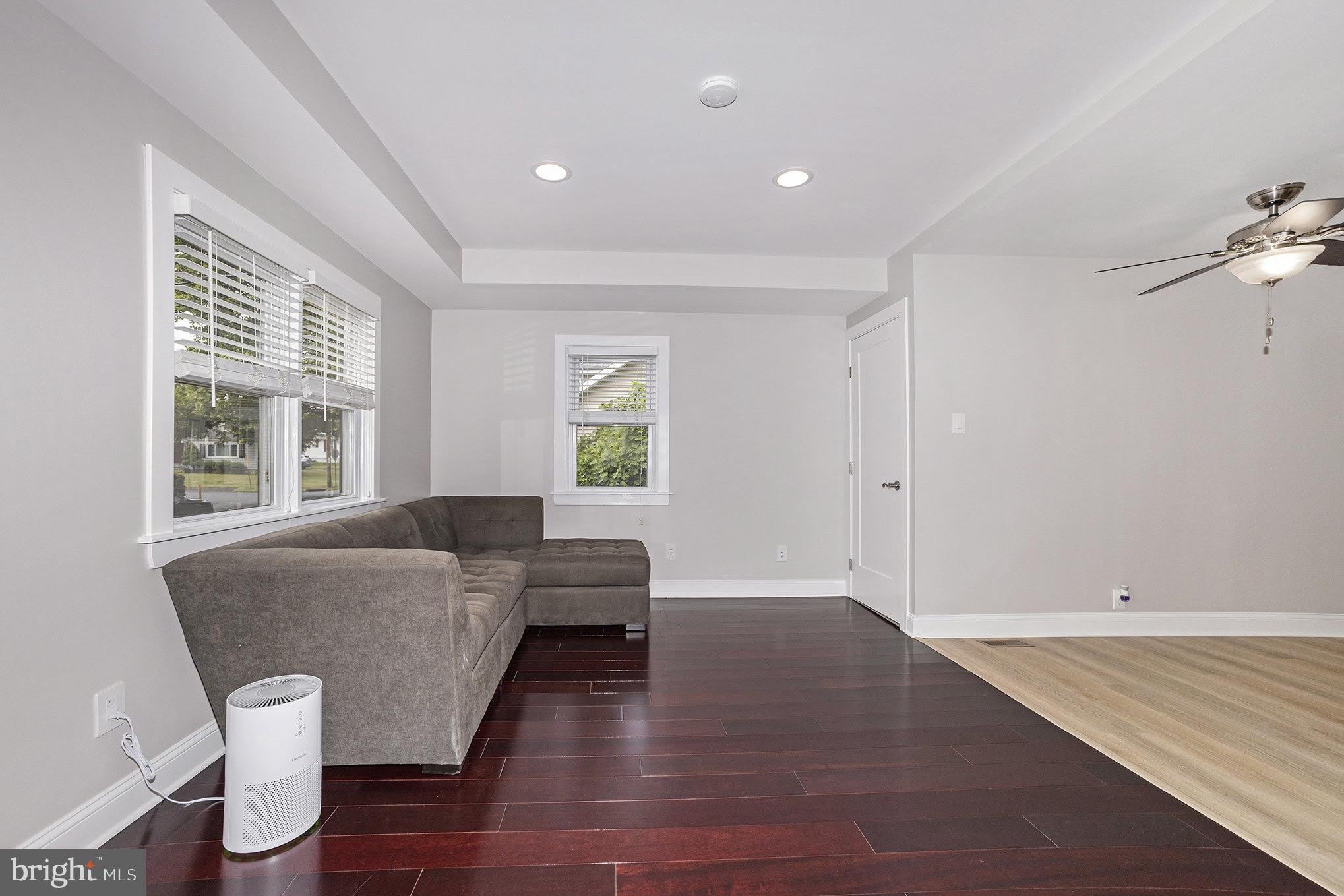 524 CONTINENTAL Road – photo 5