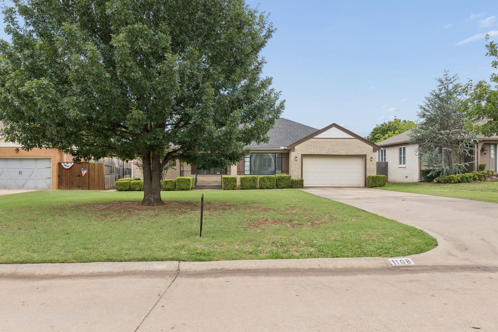 Beautiful Home in Nichols Hills FOR RENT – photo 2