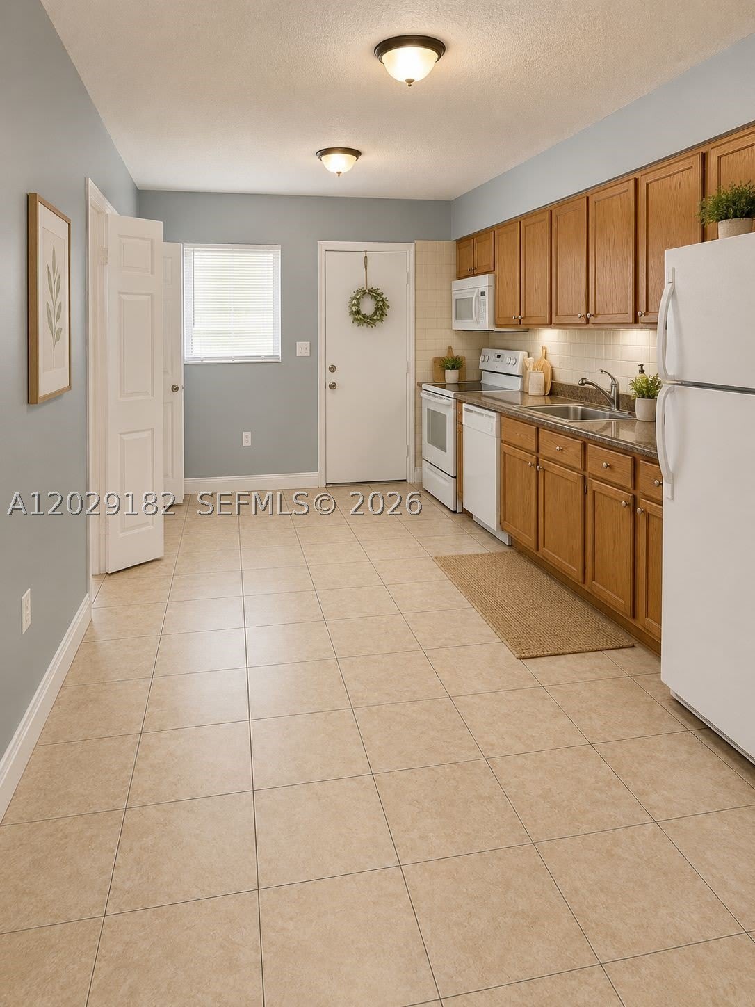 701 SW 1st St – photo 2