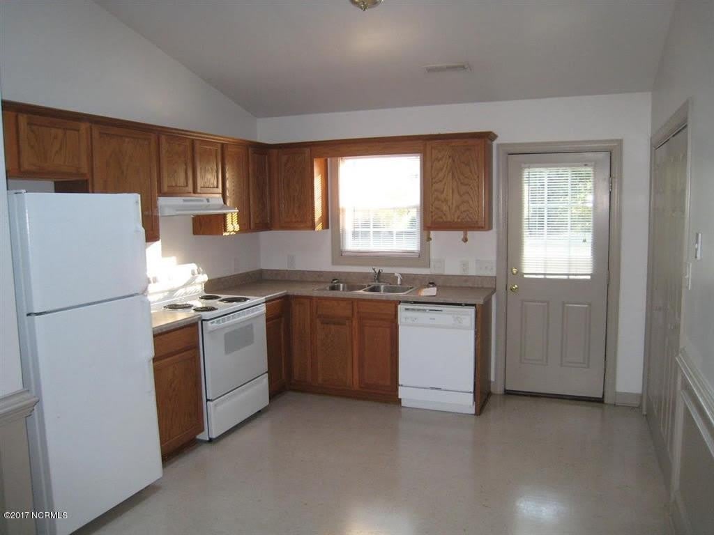 133-2 Starling Road – photo 2