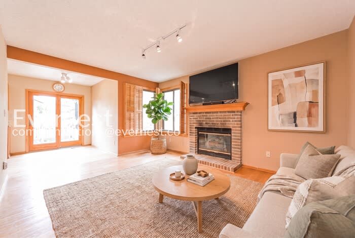 7818 South University Way – photo 4