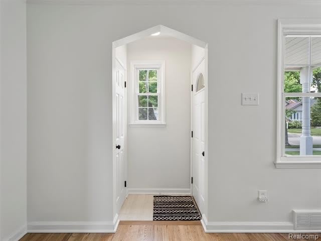 1027 S Wilson Avenue – photo 3