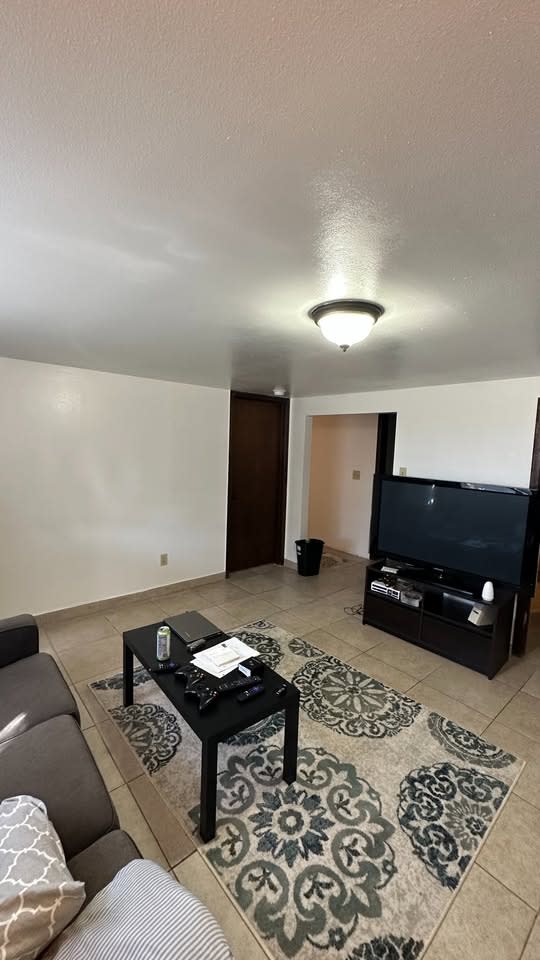 428 Leinum Ct – photo 4