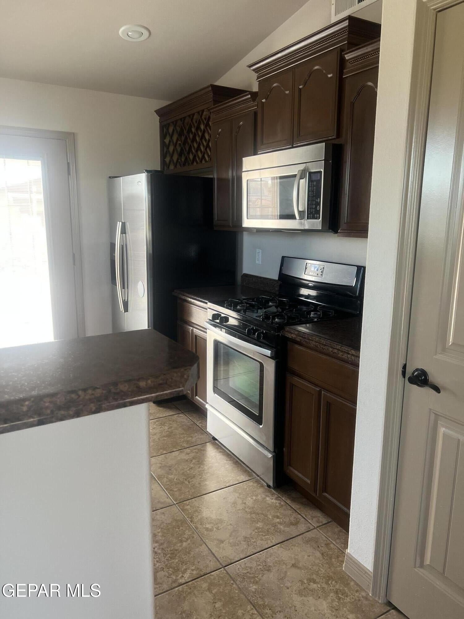 14236 Poets Rock Lane – photo 2