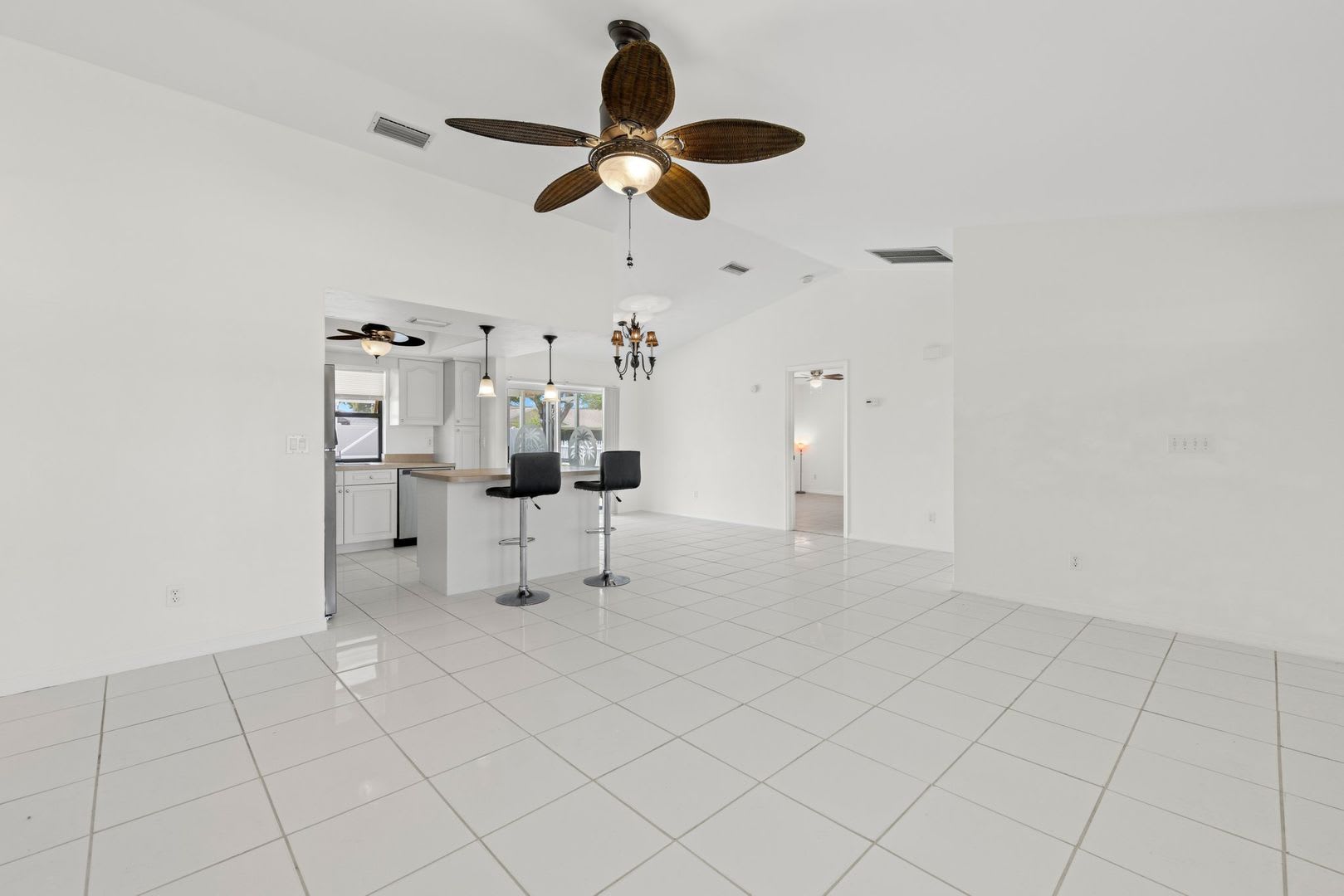 Available Now! 3/2 Pool Home in Southeast Cape – photo 5