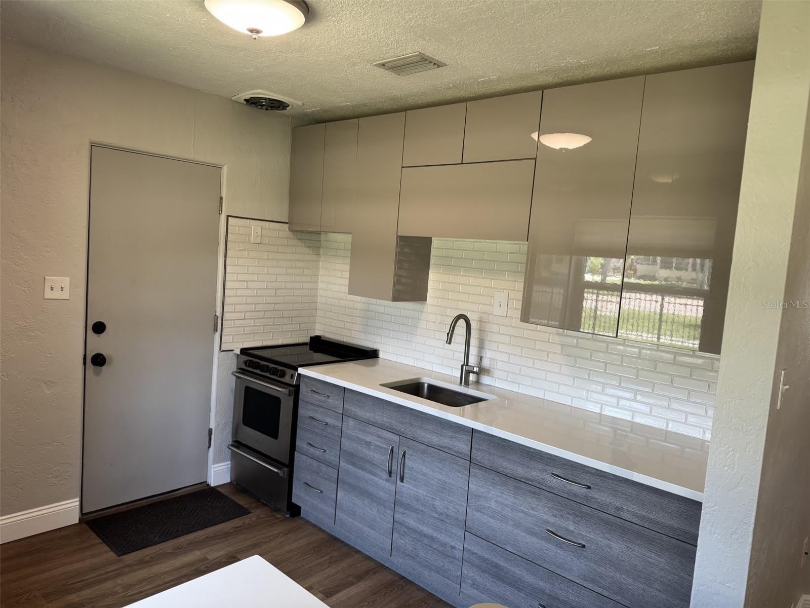 2845 9TH Avenue N – photo 5