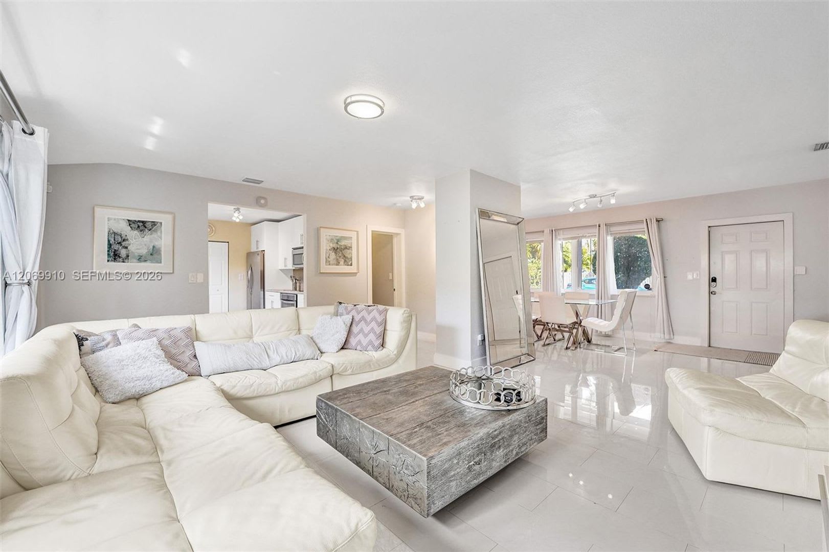 1146 NE 17th Terrace, Fort Lauderdale, FL 33304 – photo 3