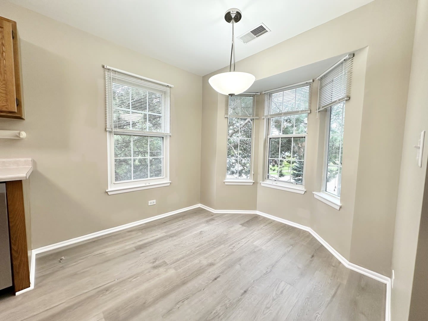 1202 Clearview Court – photo 5