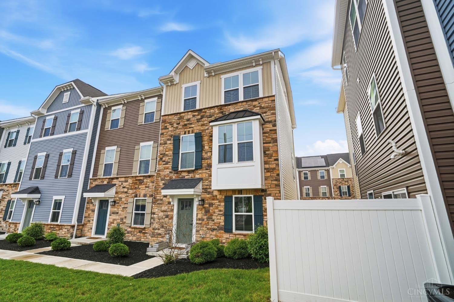 9 Wentworth Lane – photo 2