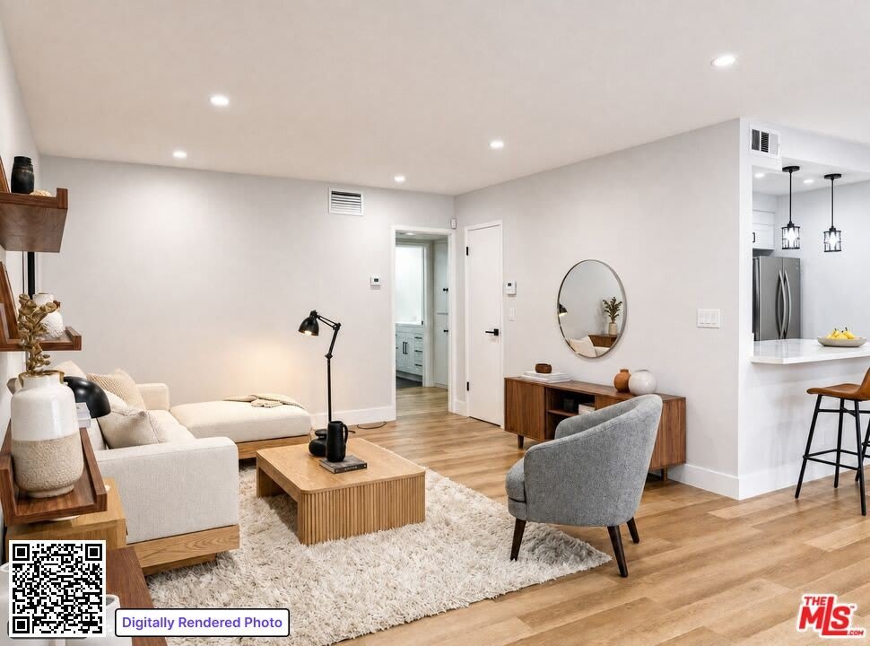 1031 N Laurel Ave – photo 3