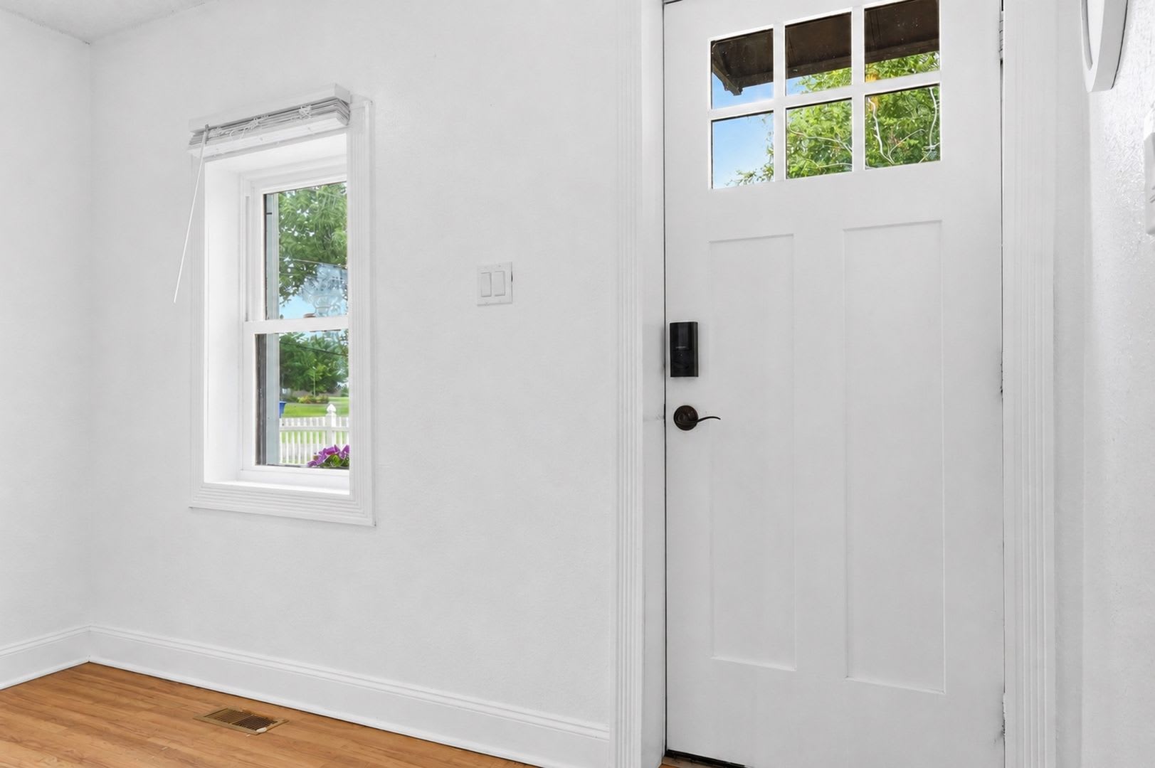 Modern Suffolk Living With Timeless Style And Spacious Indoor Outdoor Living In This 3Br 2Ba Single Family Home Available Now – photo 5