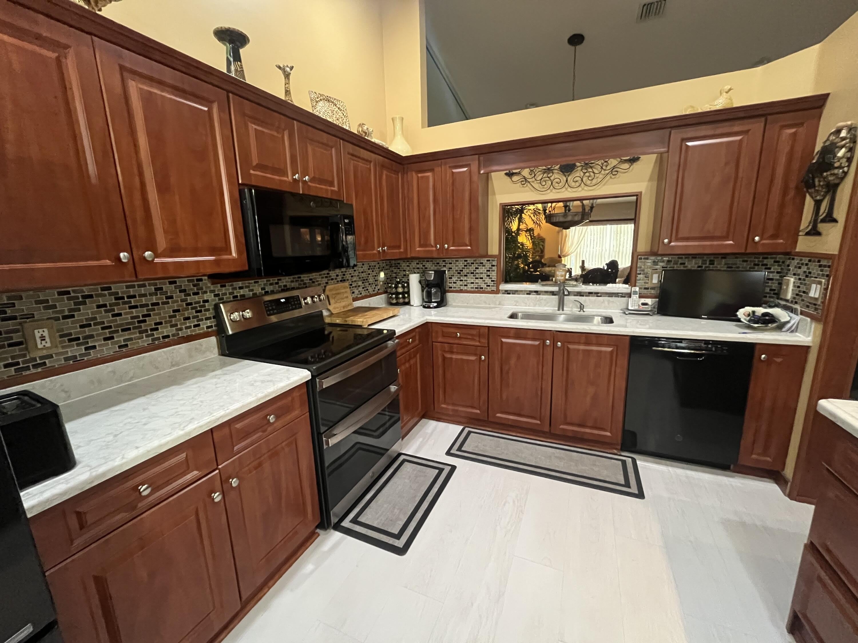 6108 Petunia Road – photo 5