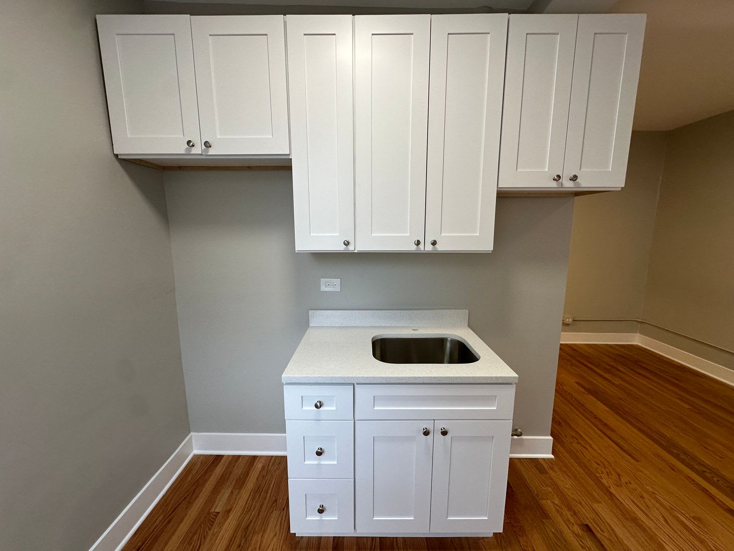 4902 N St Louis Ave – photo 1