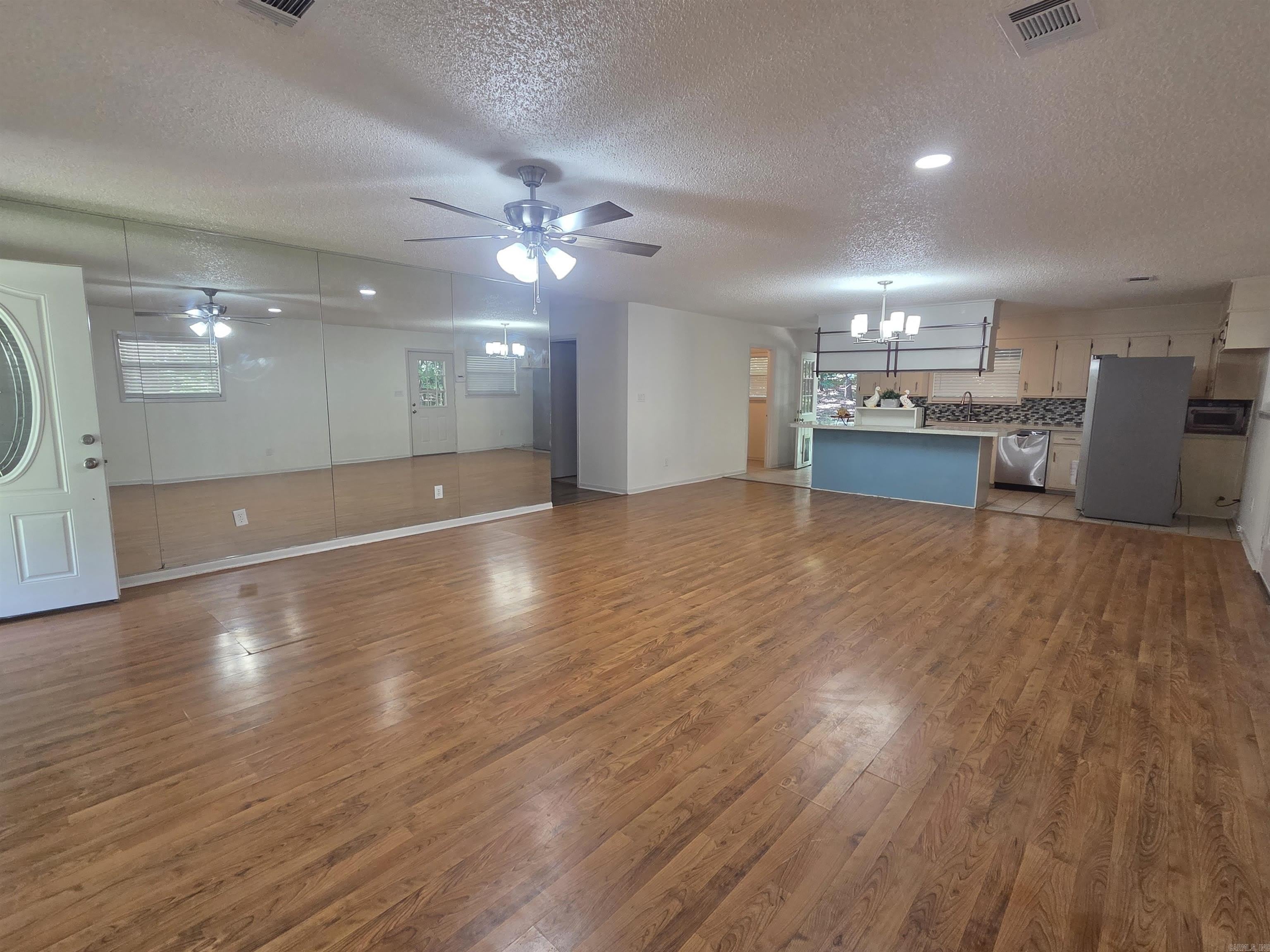 450 Plum Hollow Boulevard – photo 4