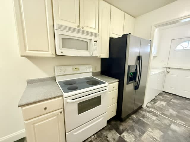 755 Burcale Rd Apt G4 – photo 5