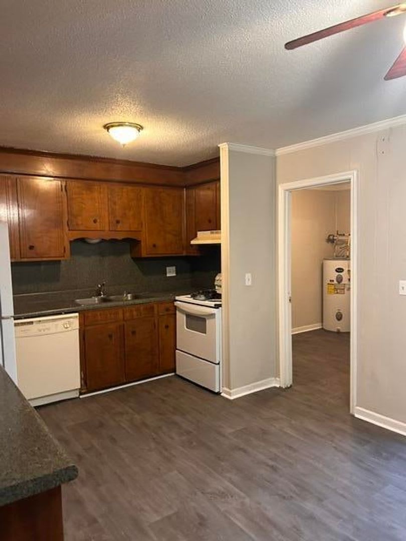 Foxborough 2 Bedroom Townhome – photo 2