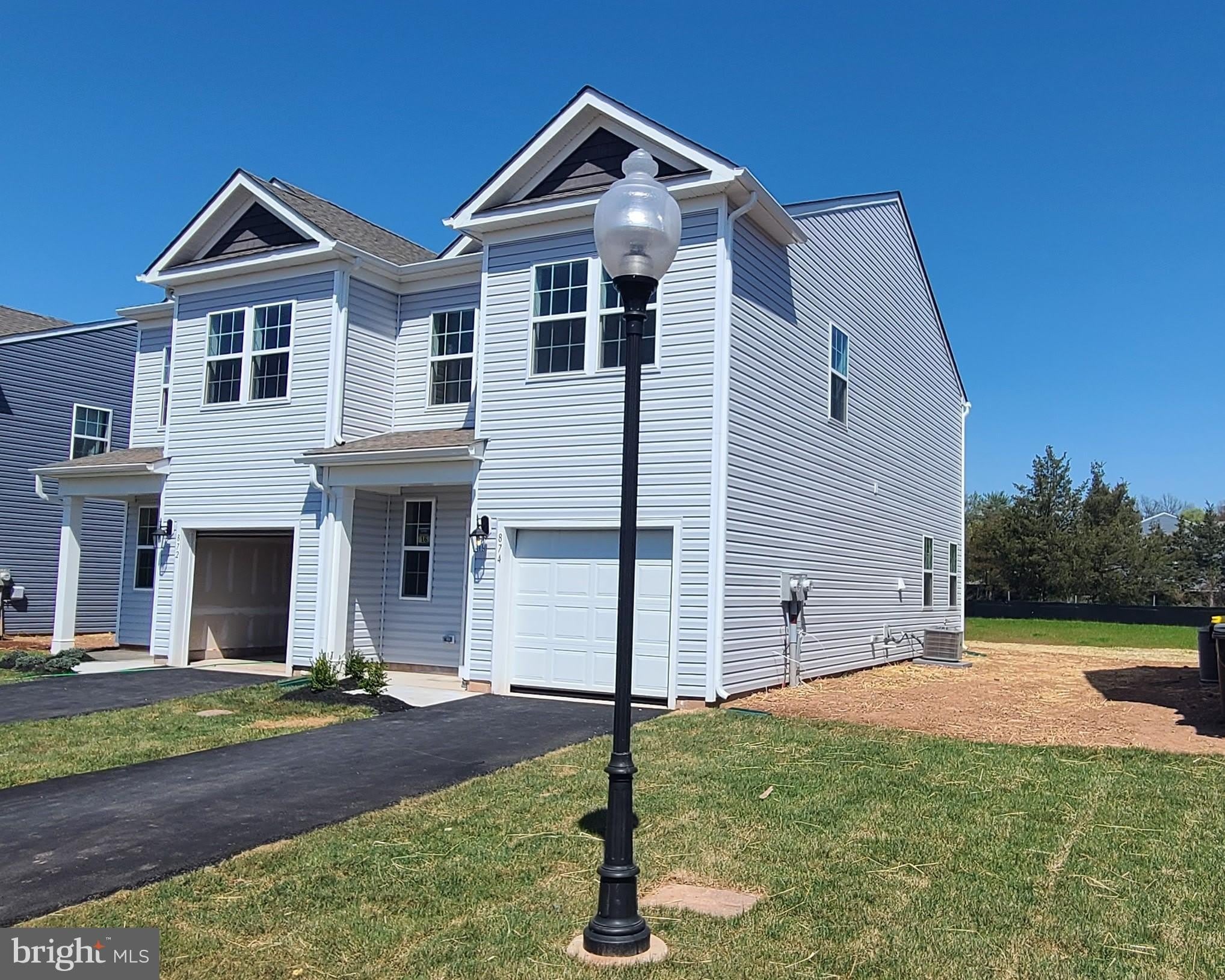 874 PEACEFUL Lane – photo 1