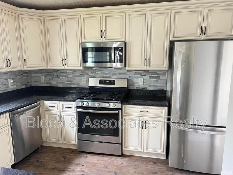 5013 Marathon Lane – photo 5
