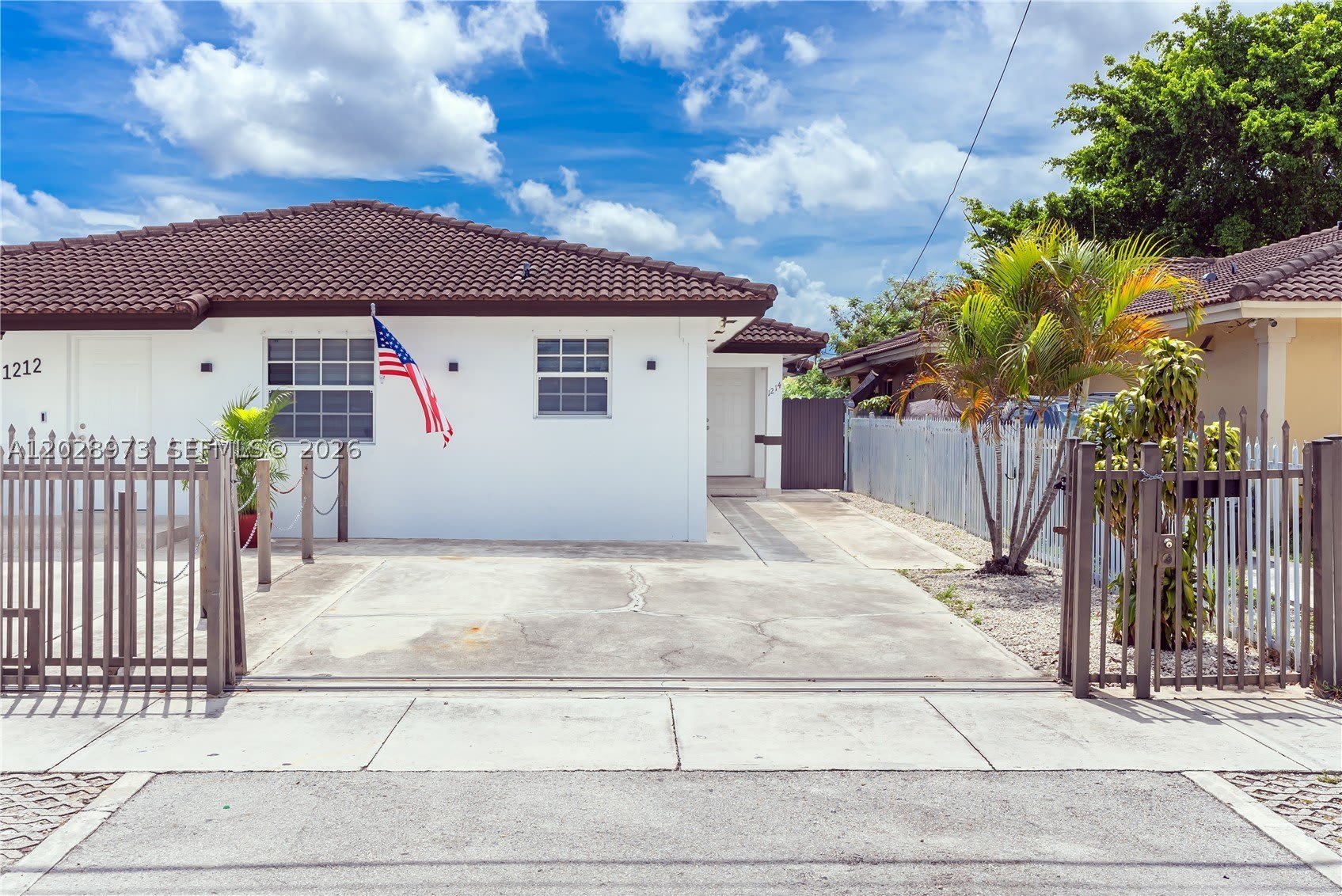 1214 Nw 34Th Ave – photo 3