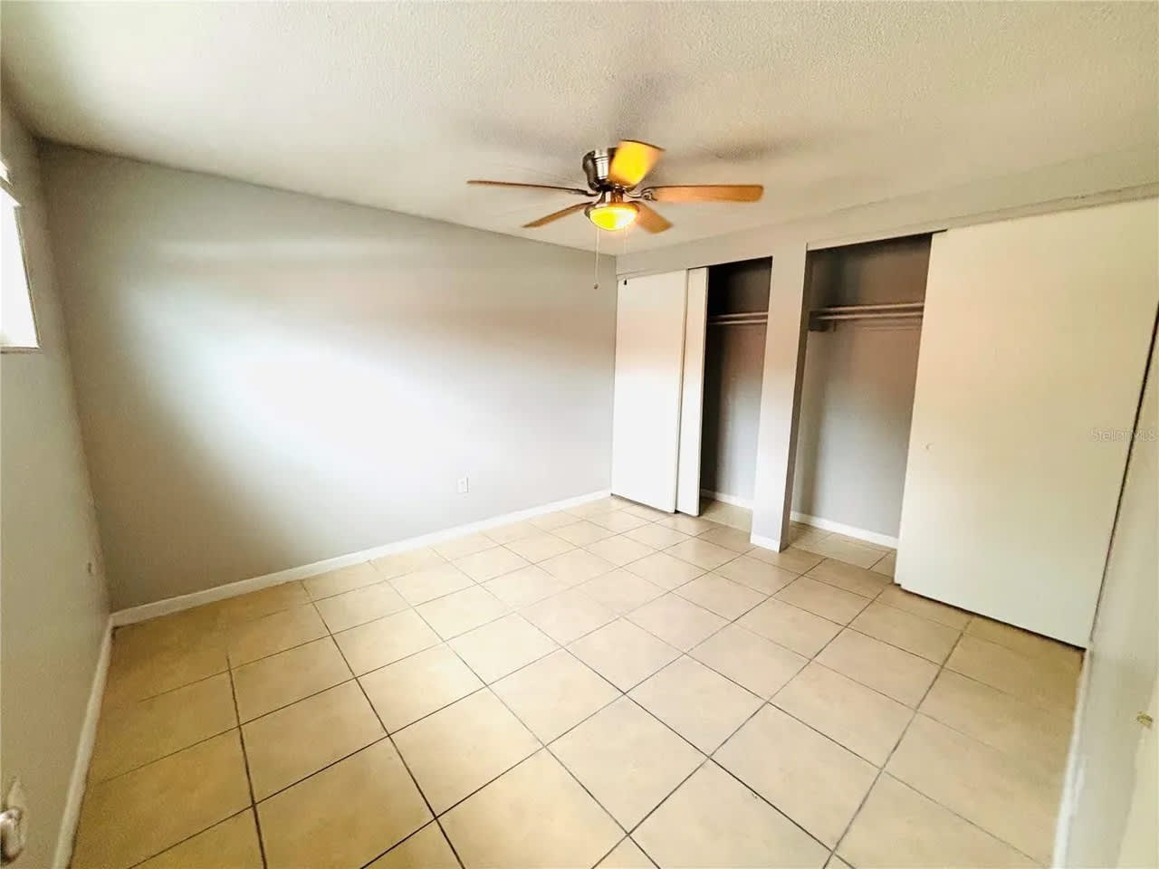 1302 Morris Park – photo 5