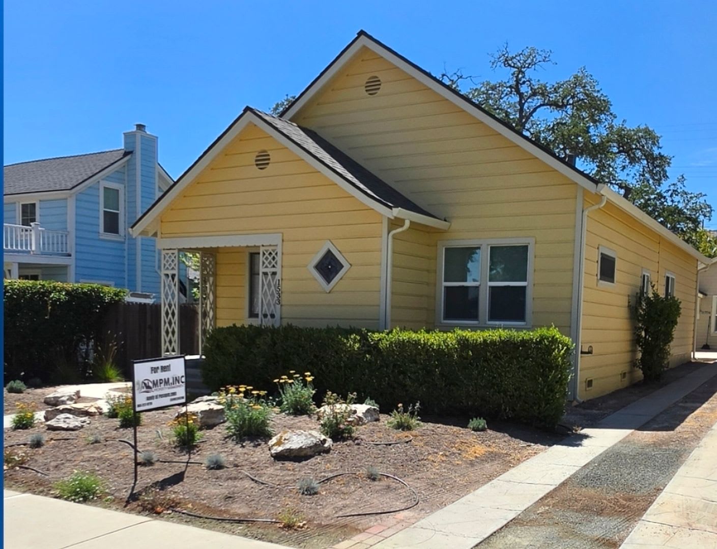 3 bedroom 2 bath home on Vine Street – photo 1
