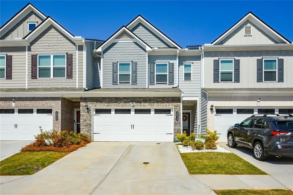 2610 Ravencliff Road – photo 1