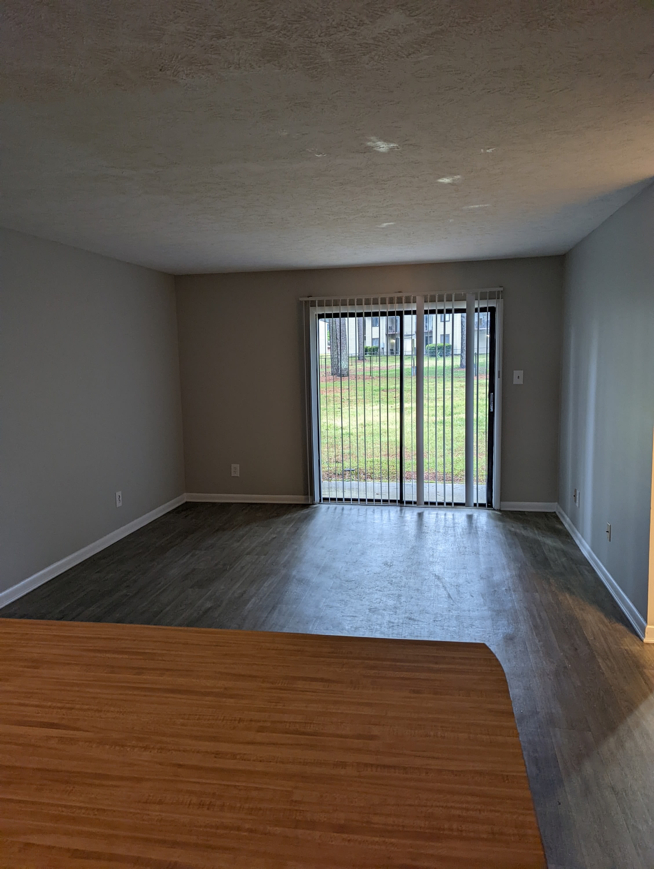 911 Applewood Lane – photo 2