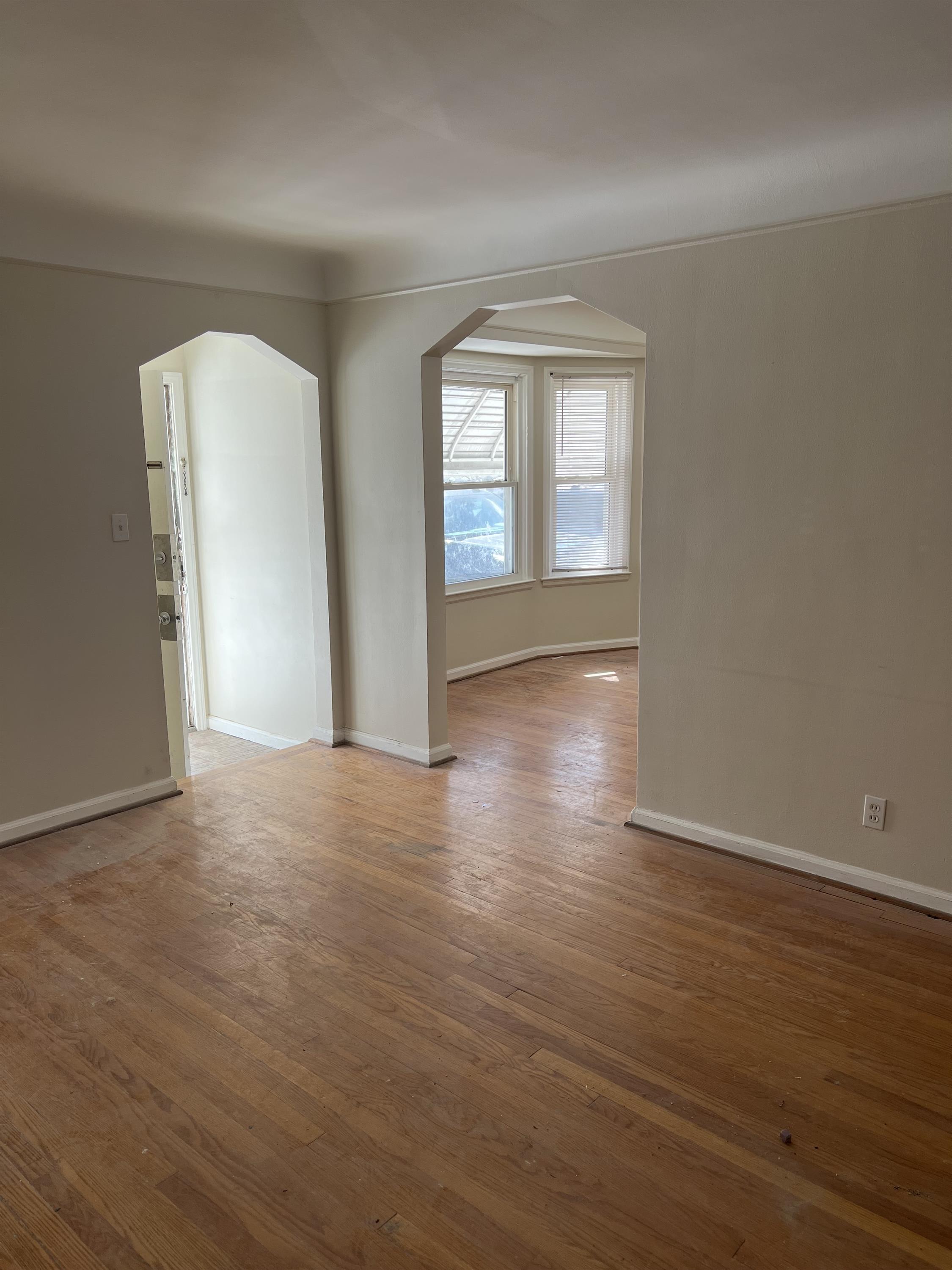 7451 Grandmont Avenue – photo 5