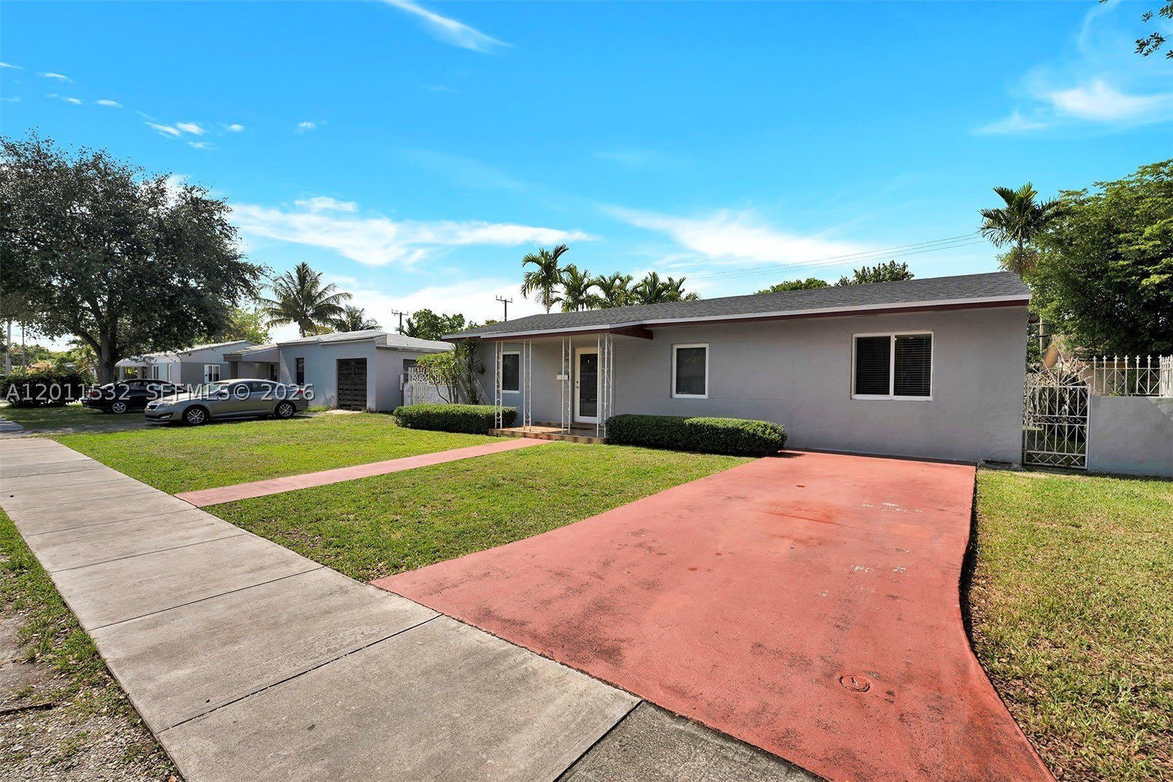 437 swan avenue – photo 4