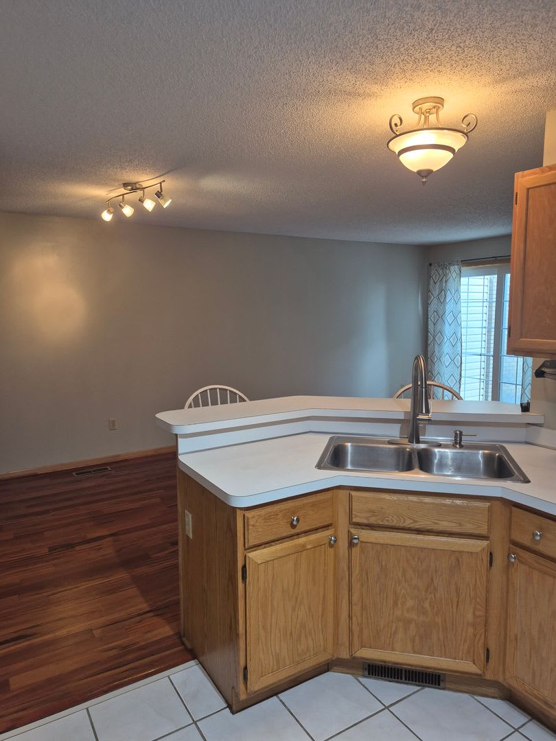 2 Bedroom Townhome Coon Rapids – photo 5