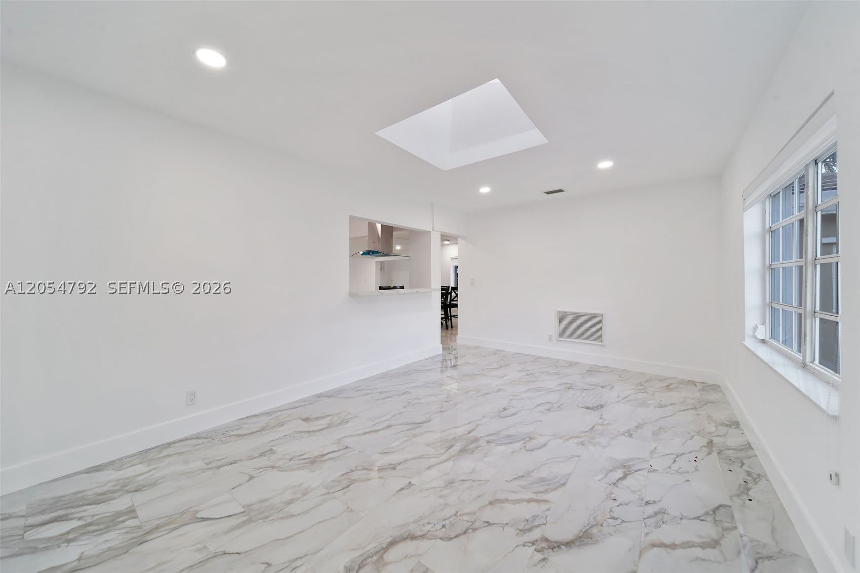 1102 NE 117th St – photo 3