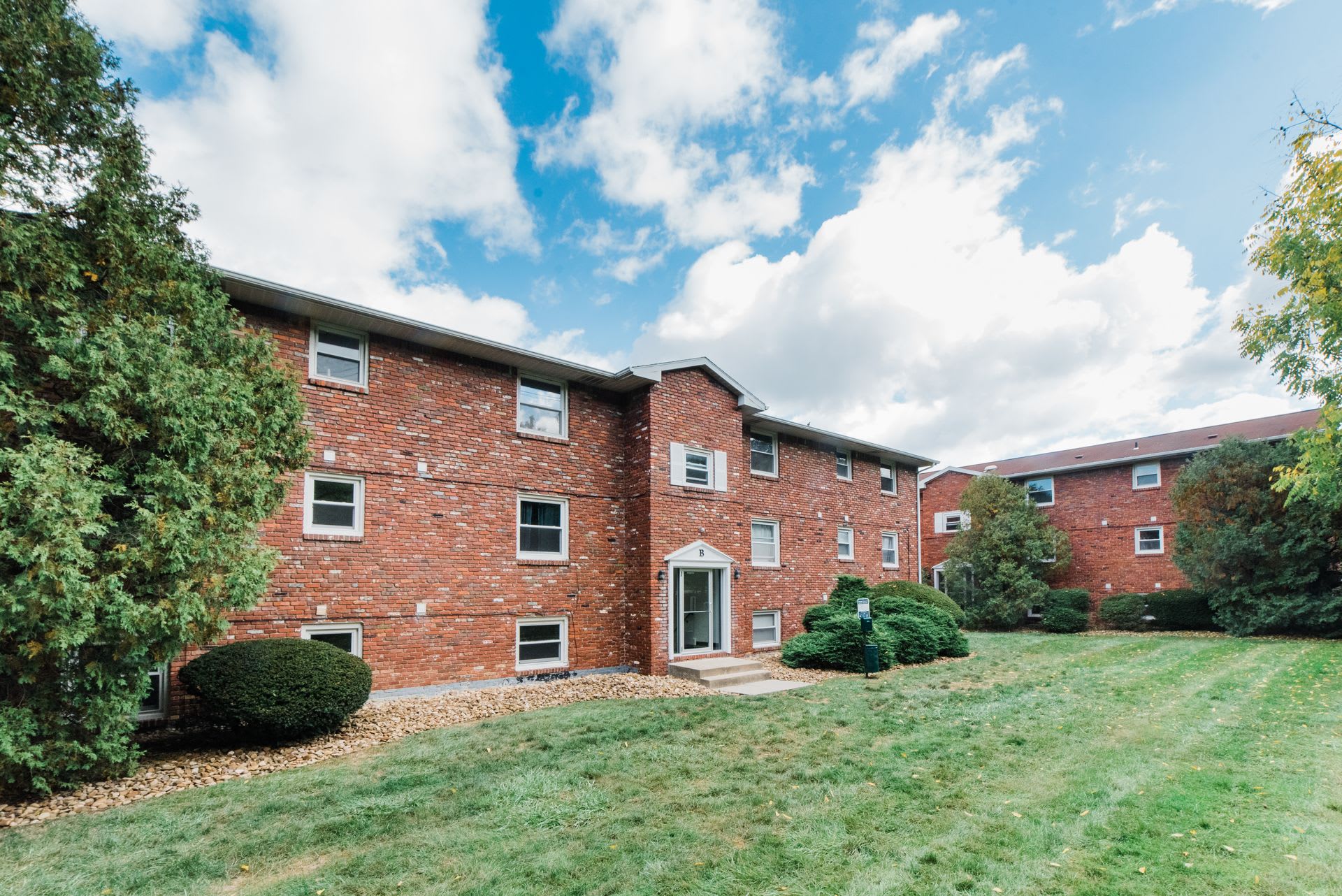 Brookside Apartments – photo 1