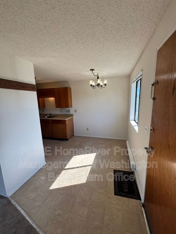 5084-5086 LaBounty Drive – photo 5