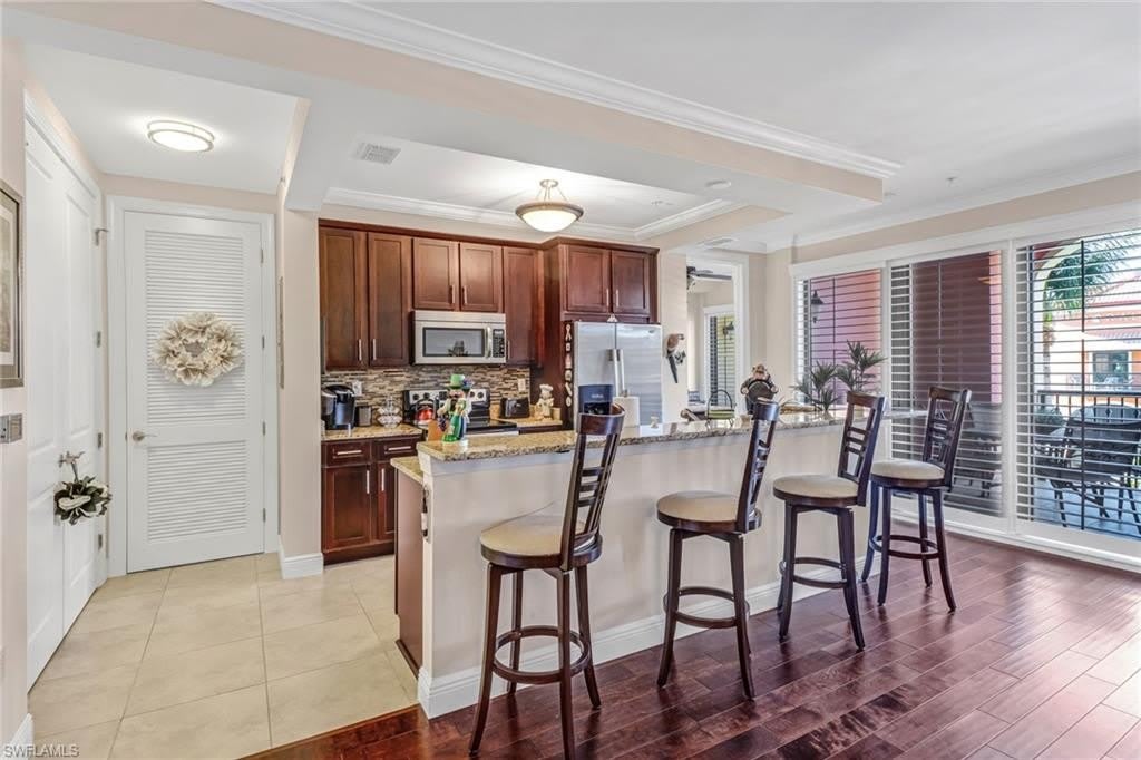 23161 Fashion Dr – photo 2